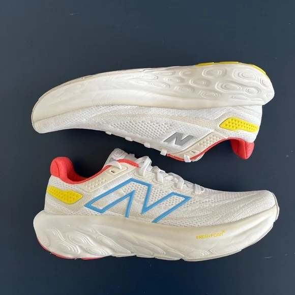 New Balance Fresh Foam 1080v13 Sea Salt/Coastal Blue Shoes | Size 8.5 Women's - Picture 2 of 5